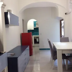 https://case-di-finale-ligure.hotelitalianriviera.com